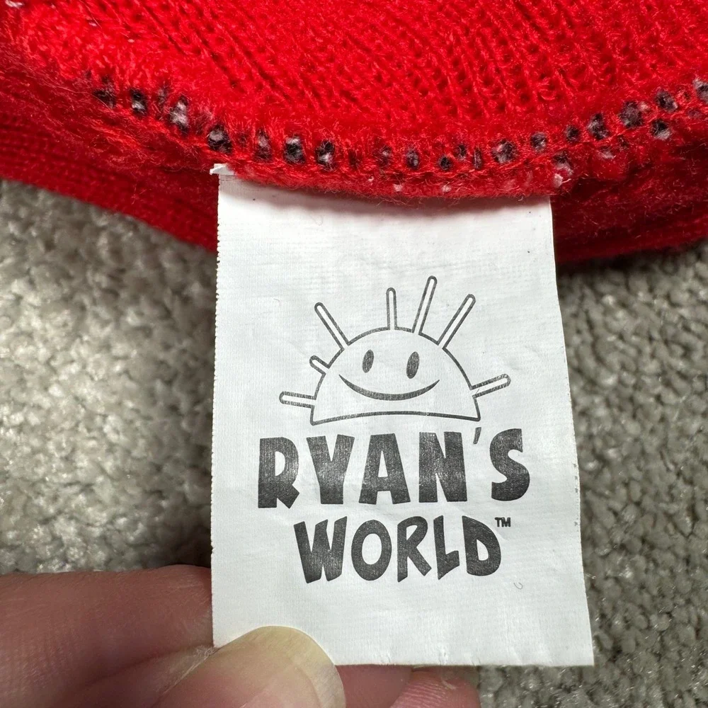 Ryan's World Beanie Scarf 2pc Set Gray Black Red Titan Superhero Kids One Size